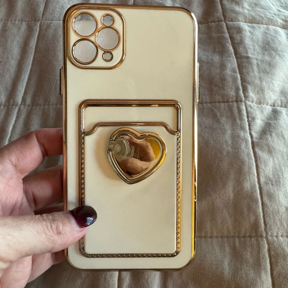 11 pro max plastic phone case with heart shaped ring holder and credit card slot